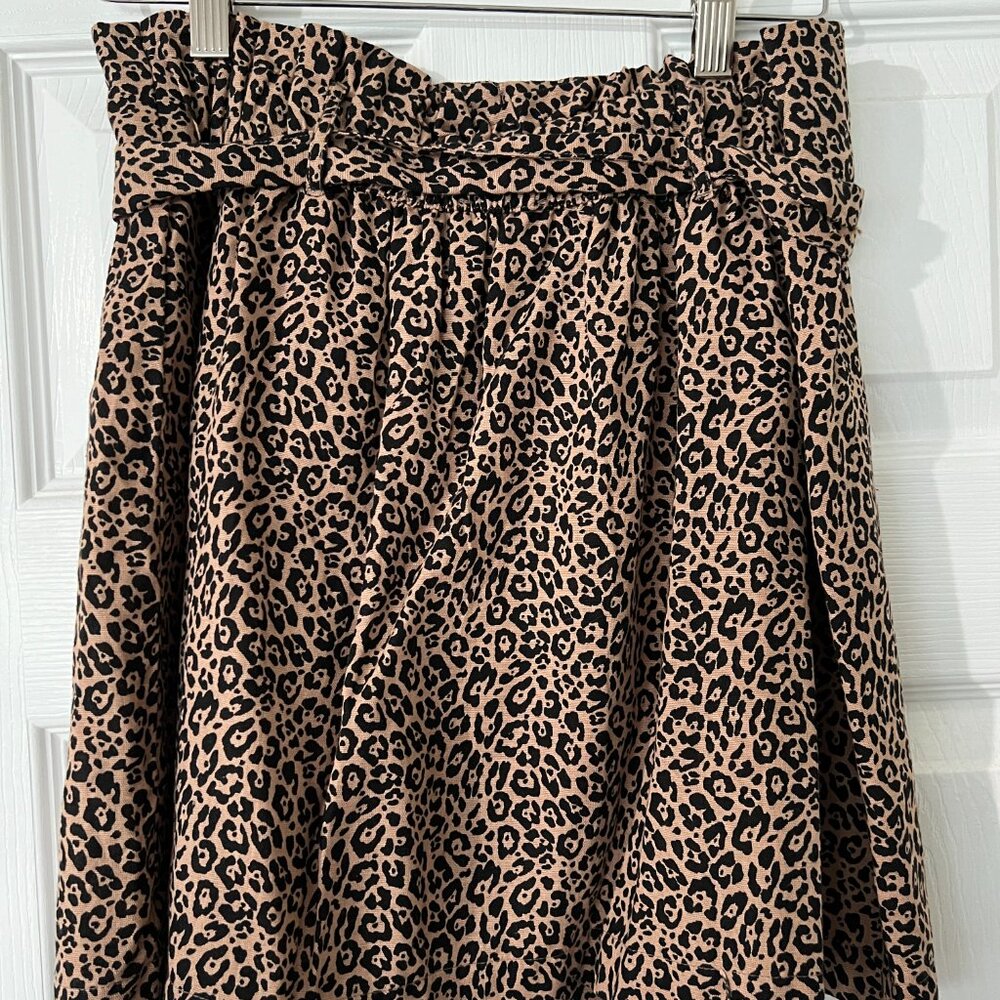 NWT American Eagle Animal Print Mini Skirt M - Picture 3 of 8